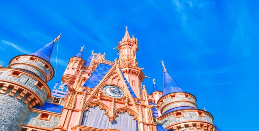 Make your Holidays Magical with Walt Disney World